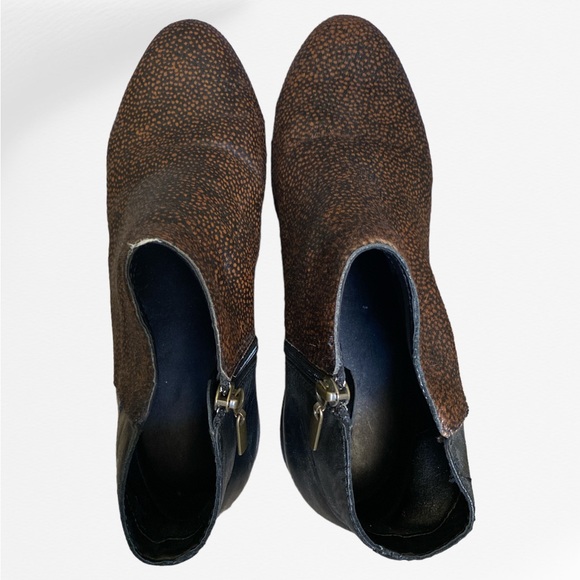 Clarks • Gelata Italia Black/Brown Spot Leather & Calf Hair Booties - Picture 2 of 8